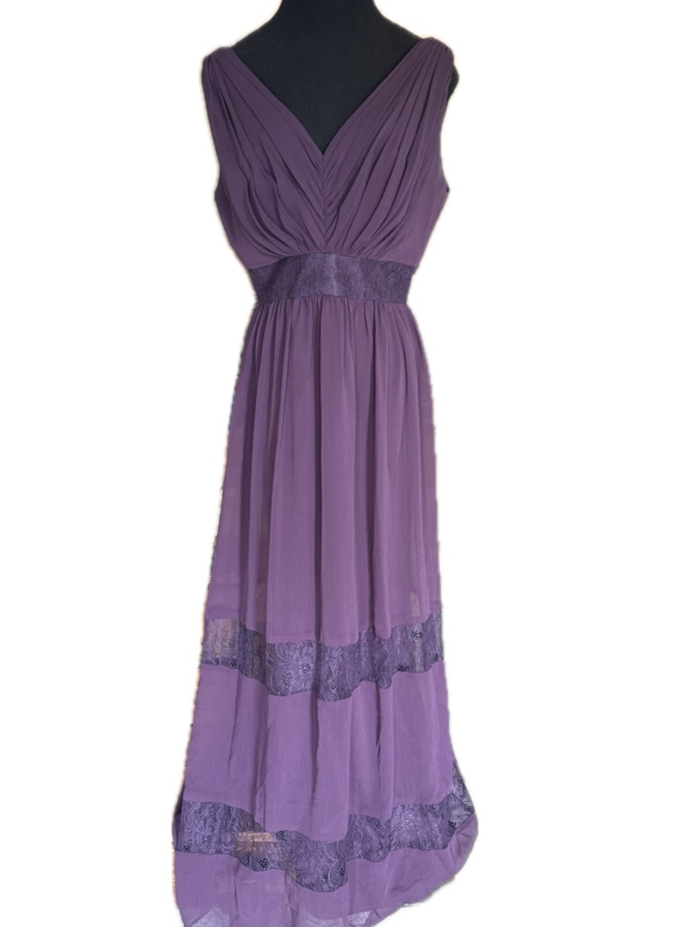 David's Bridal Purple V-Neck Chiffon Prom Dress, Size 4 SEE MEASUREMENTS